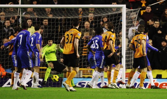 蓝军火力全开,切尔西客场横扫狼队