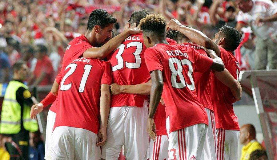 国际米兰轮换阵容仍显实力,轻松击败中下游球队稳居前三  国际米兰轮换阵容仍显实力,轻松击败中下游球队稳居前三