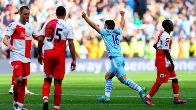  特鲁瓦租借曼城小将，英超经验注入法甲  