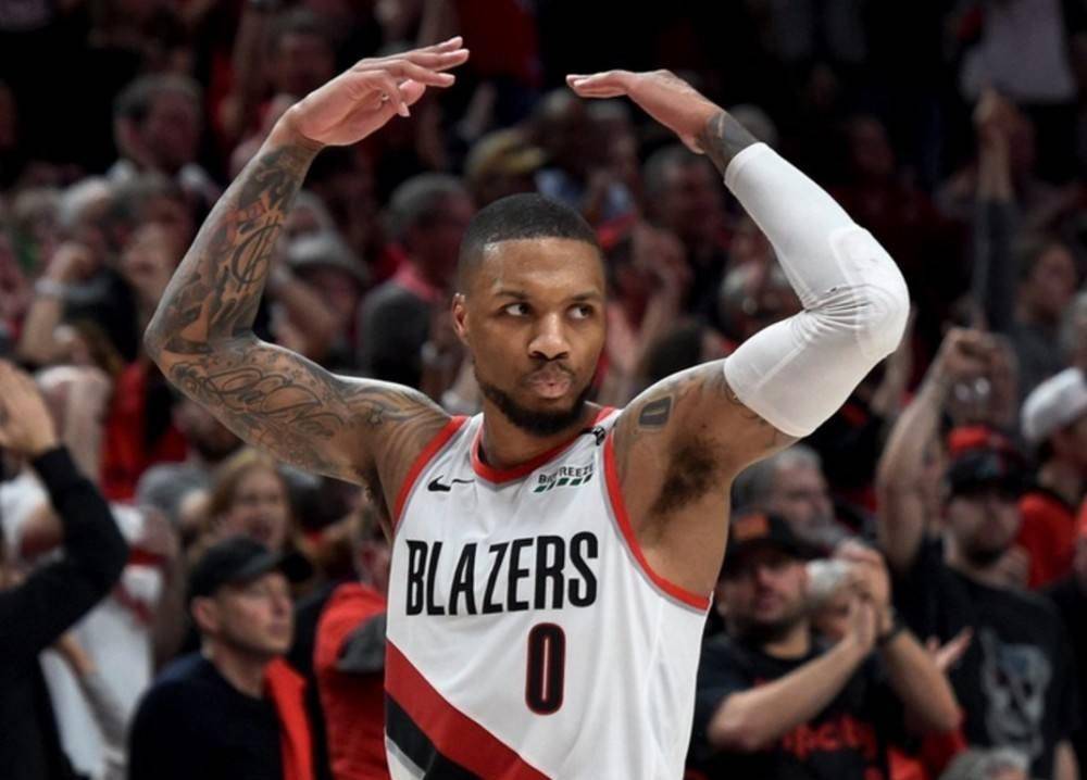  利拉德提出交易申请，开拓者重建倒计时  